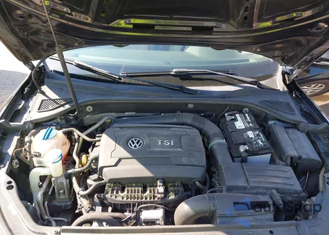 2017 Volkswagen Passat 1.8T R-Line z USA, uszkodzony, nr VIN 1VWDT7A38HC084036